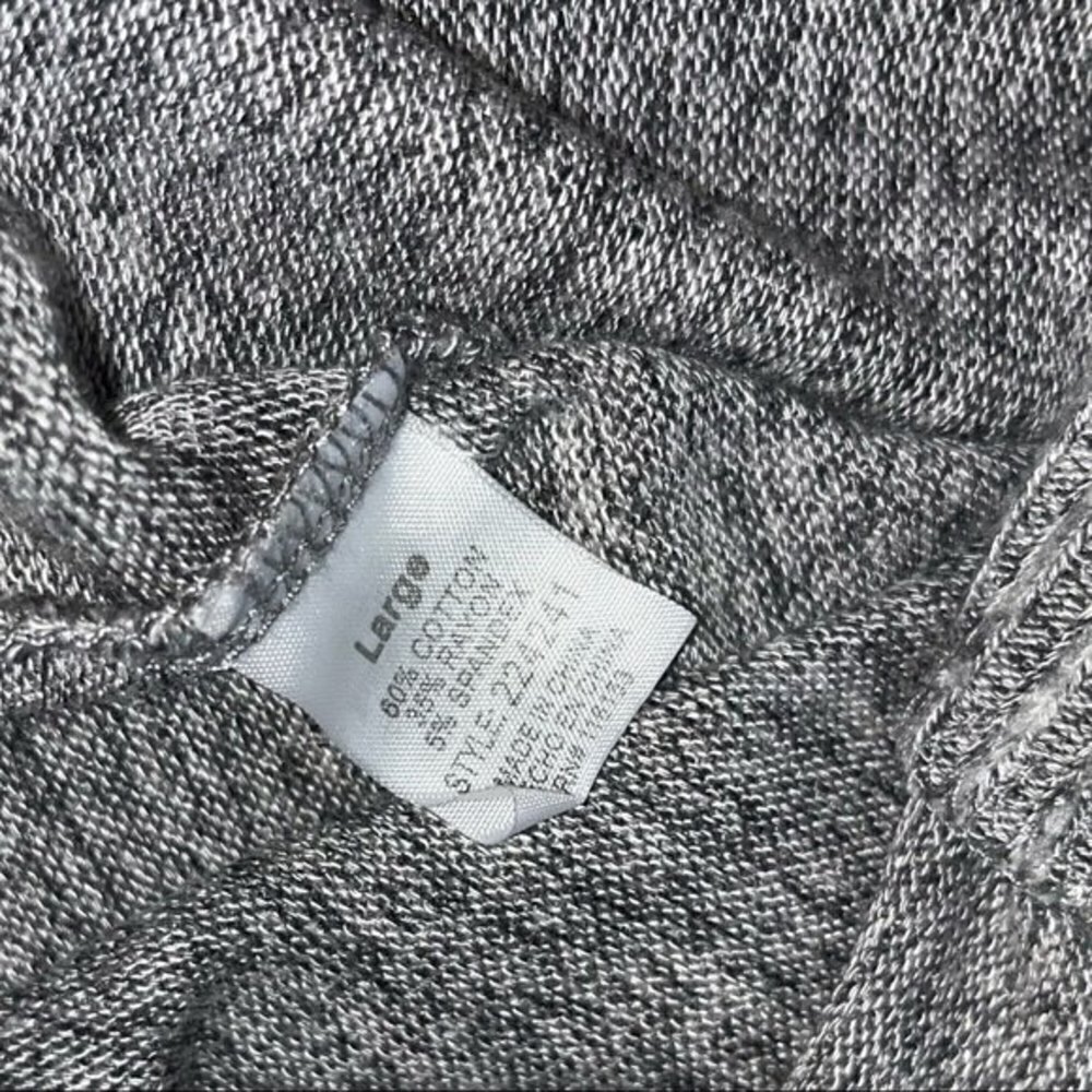 Poof Apparel Knit Top Grey Long Sleeve Button Front V Neck Womens Size Large - Picture 5 of 5
